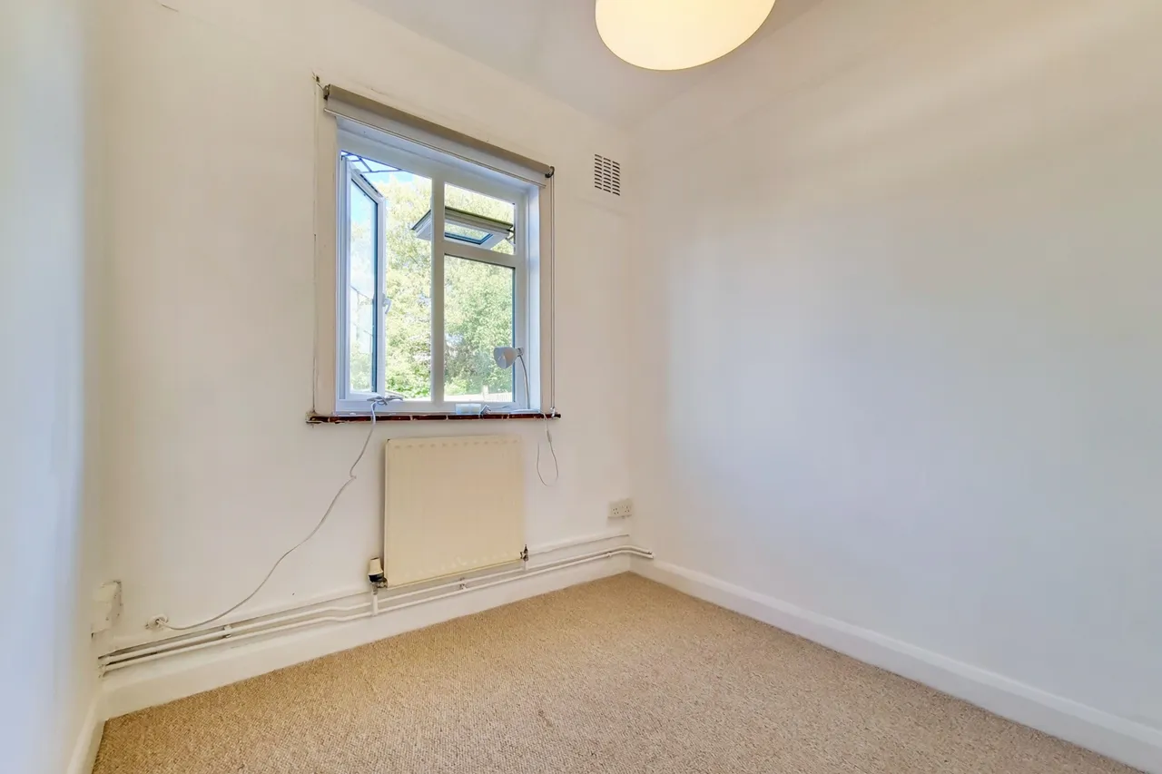 Blackshaw Road, London, SW17 0BS, photo 12