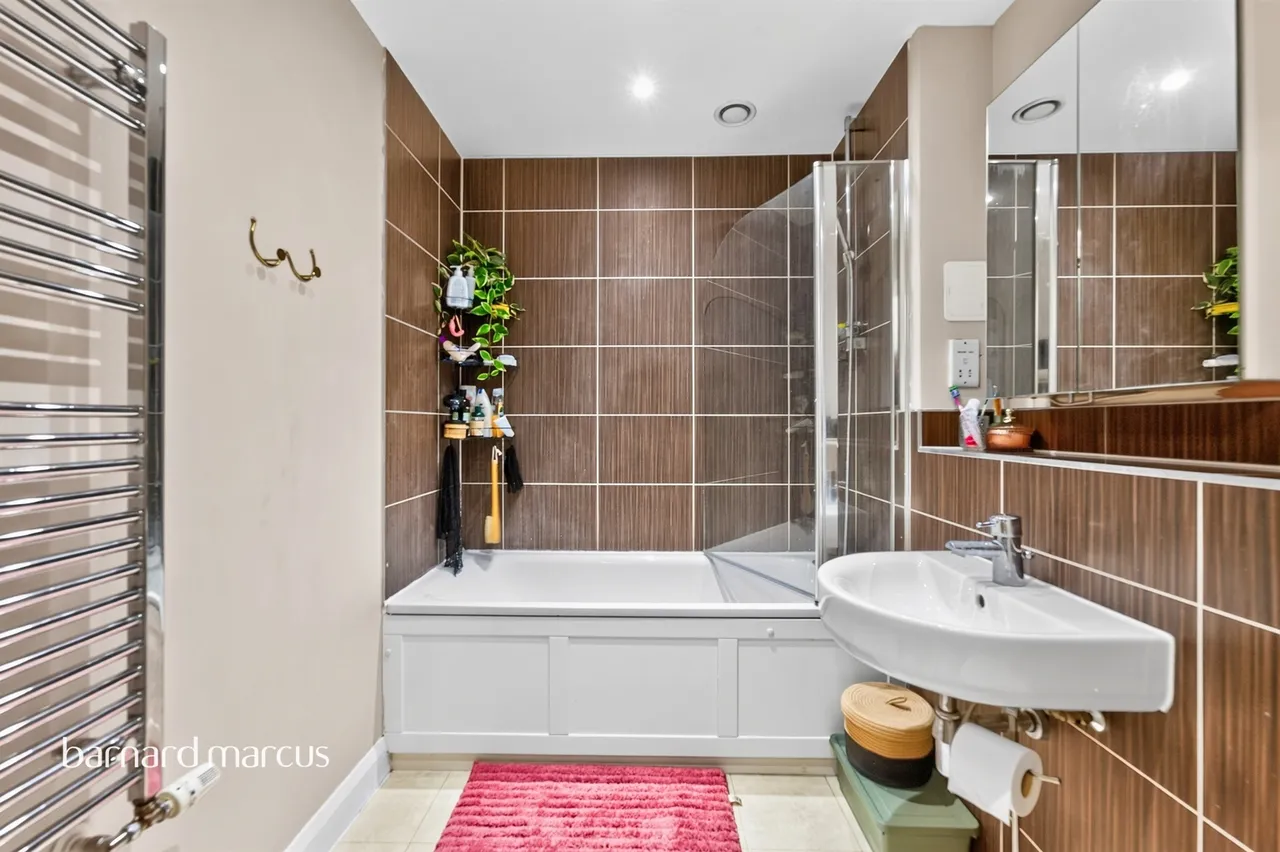Cheam Road, Epsom, KT17, photo 7