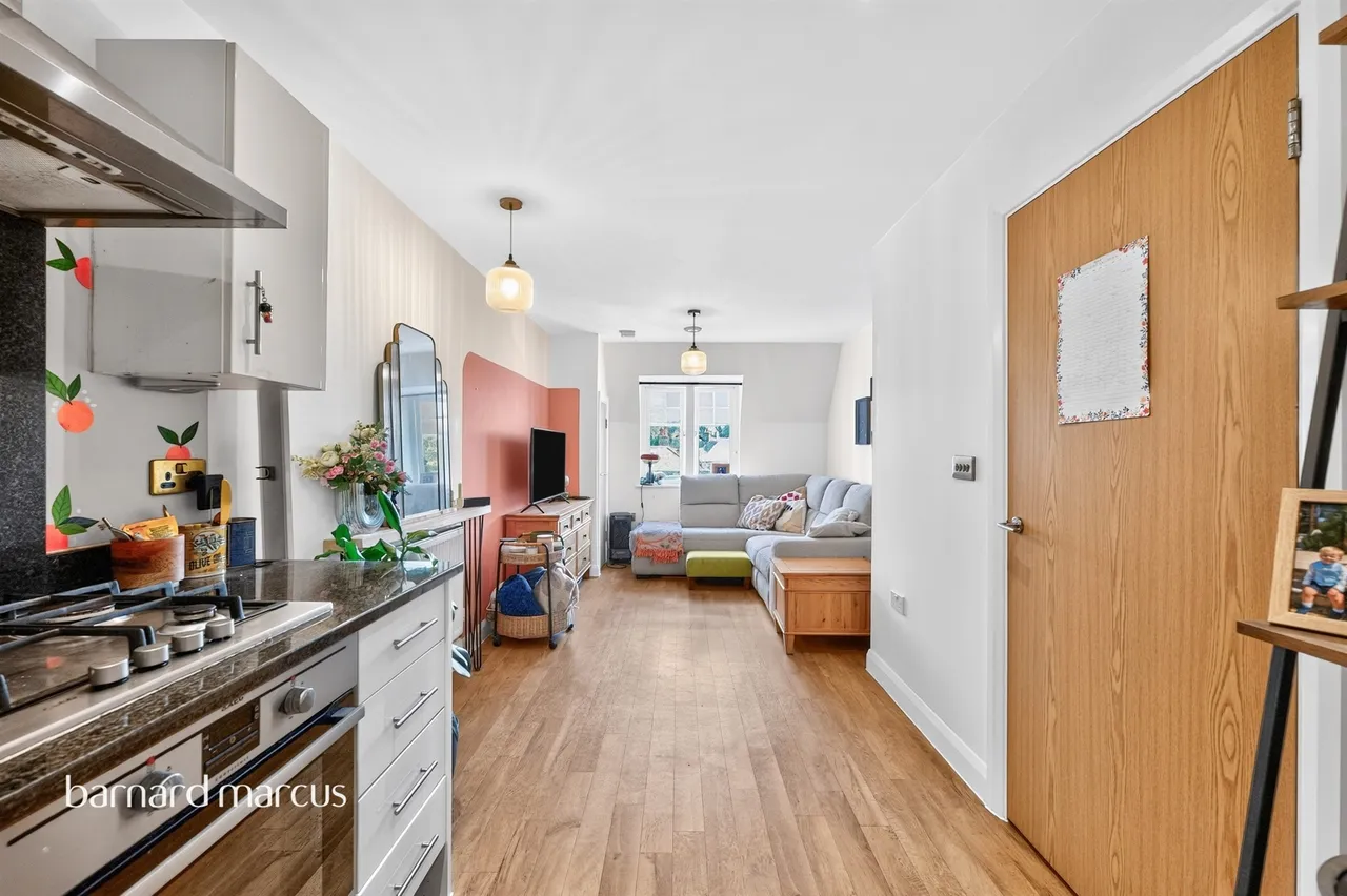 Cheam Road, Epsom, KT17, photo 15