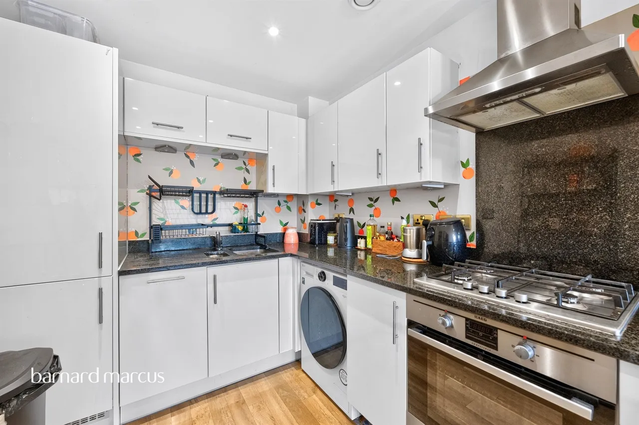 Cheam Road, Epsom, KT17, photo 8