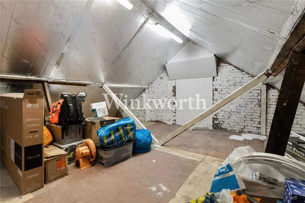 Riverway, London, N13, photo 14