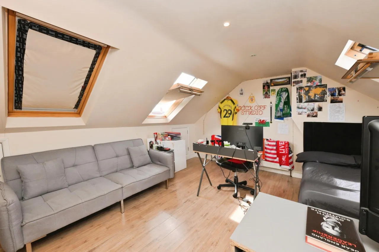 Elms Road, Ware, SG12, photo 29