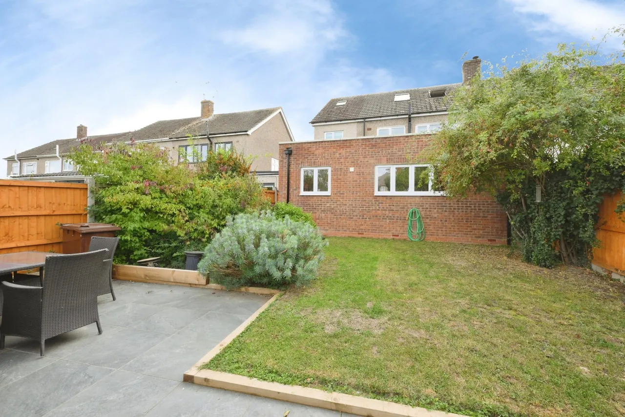 Elms Road, Ware, SG12, photo 4