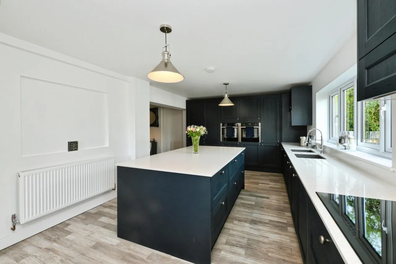 Elms Road, Ware, SG12, photo 14