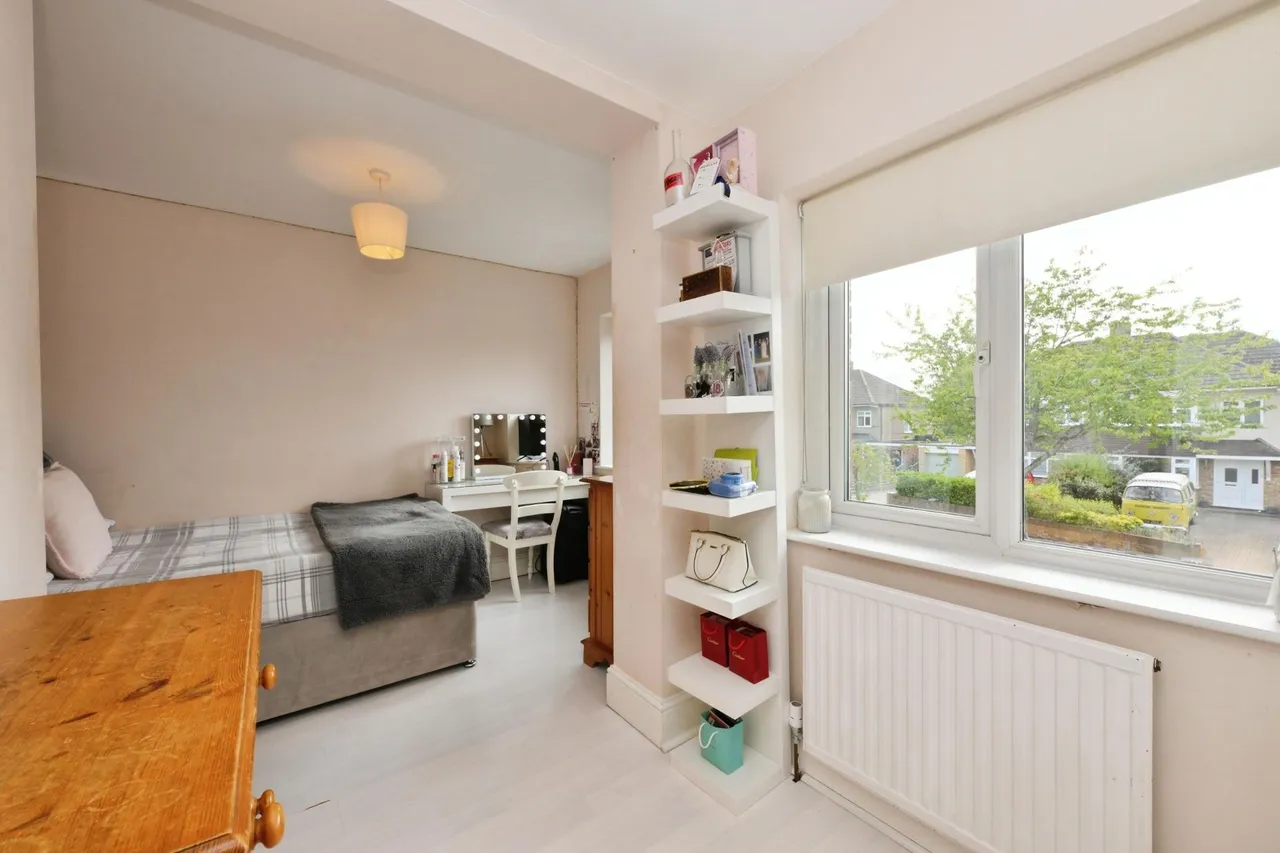 Elms Road, Ware, SG12, photo 31
