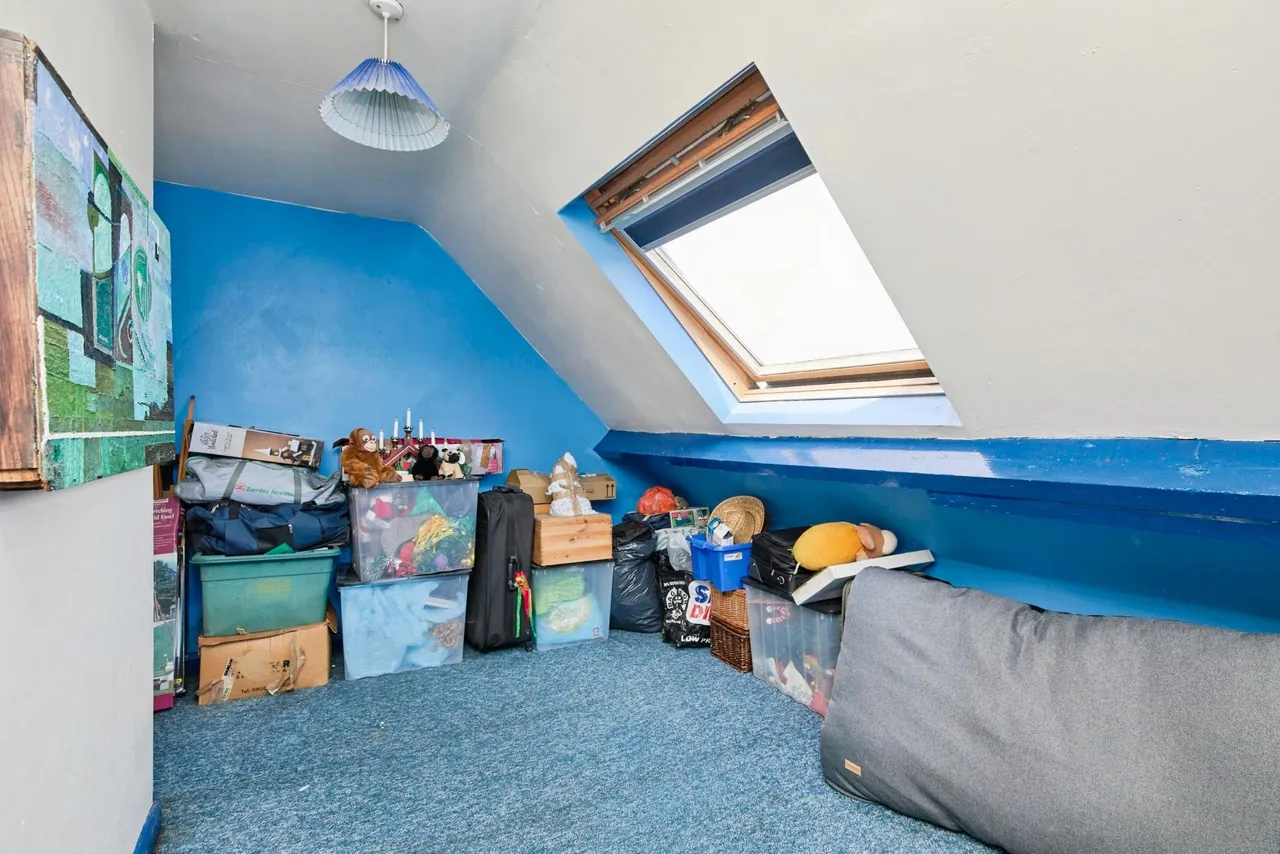 Acresford Road, Overseal, DE12, photo 17