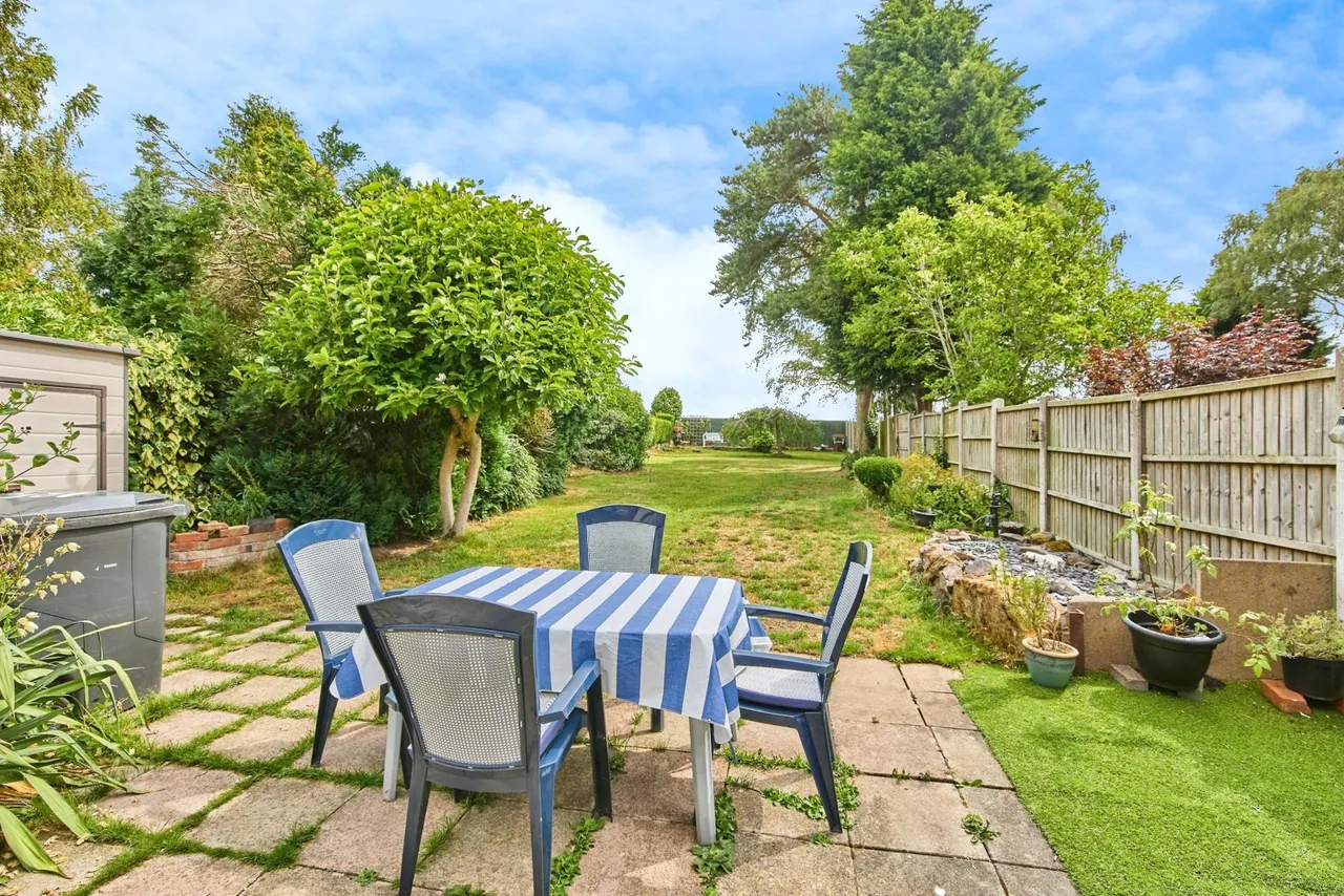 Acresford Road, Overseal, DE12, photo 18