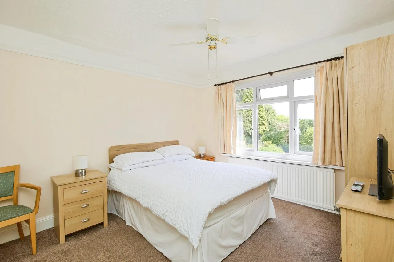 Acresford Road, Overseal, DE12, photo 13