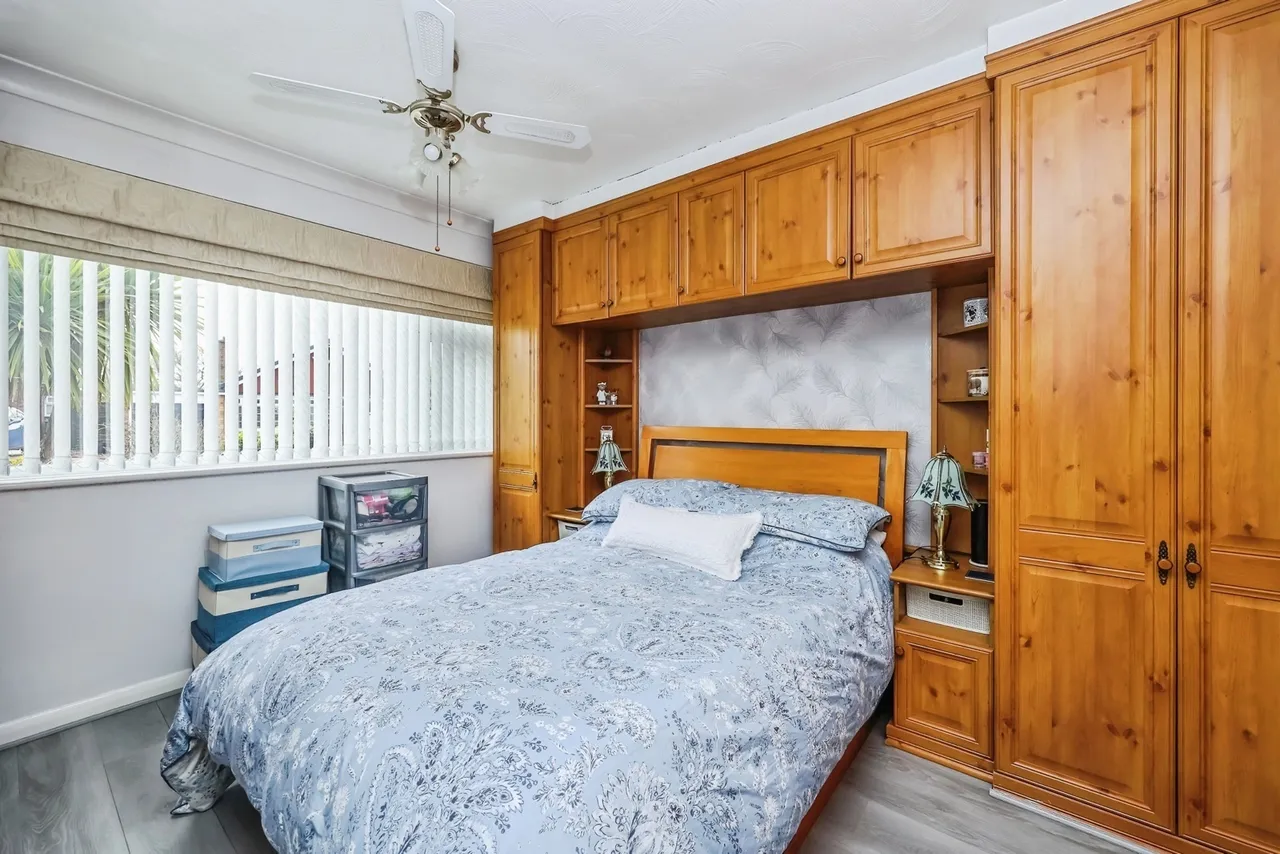 The Downs, Silverdale, Nottingham, NG11, photo 8