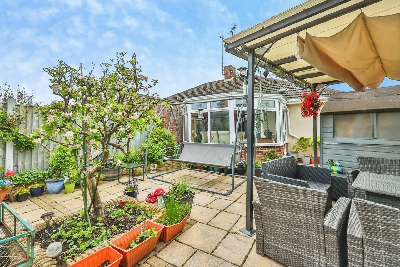 The Downs, Silverdale, Nottingham, NG11, photo 13
