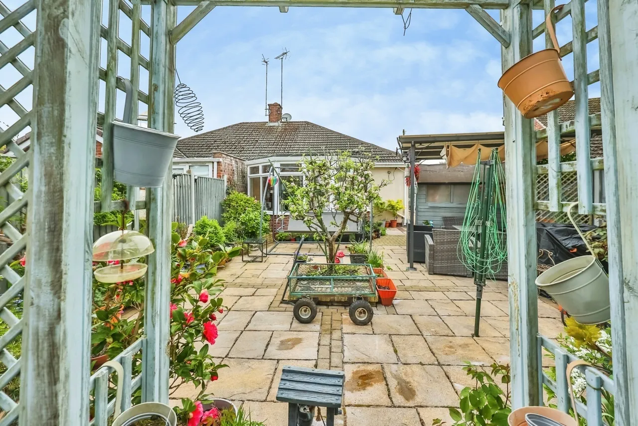 The Downs, Silverdale, Nottingham, NG11, photo 14