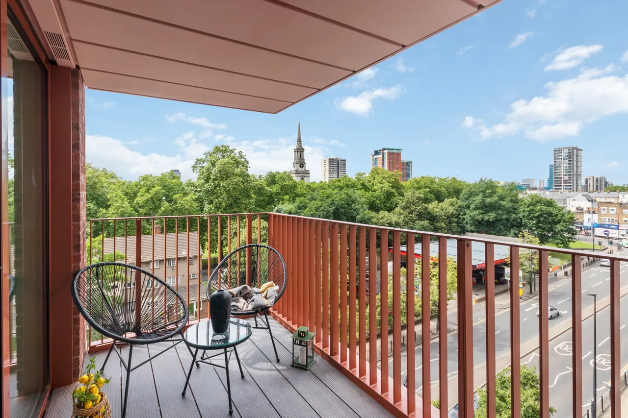 Escapade Place, London, E14, photo 2