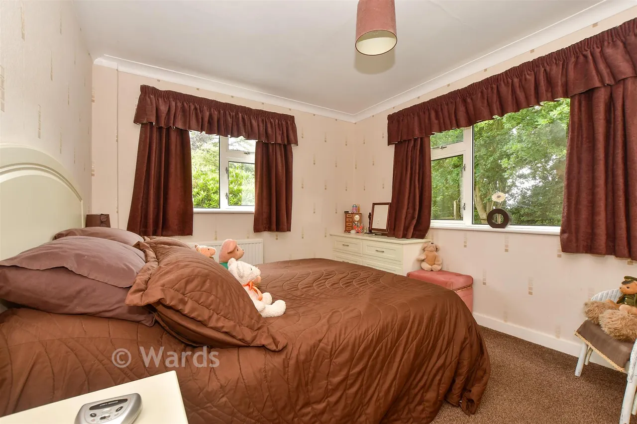 Tenterden Road, Appledore, TN26, photo 9