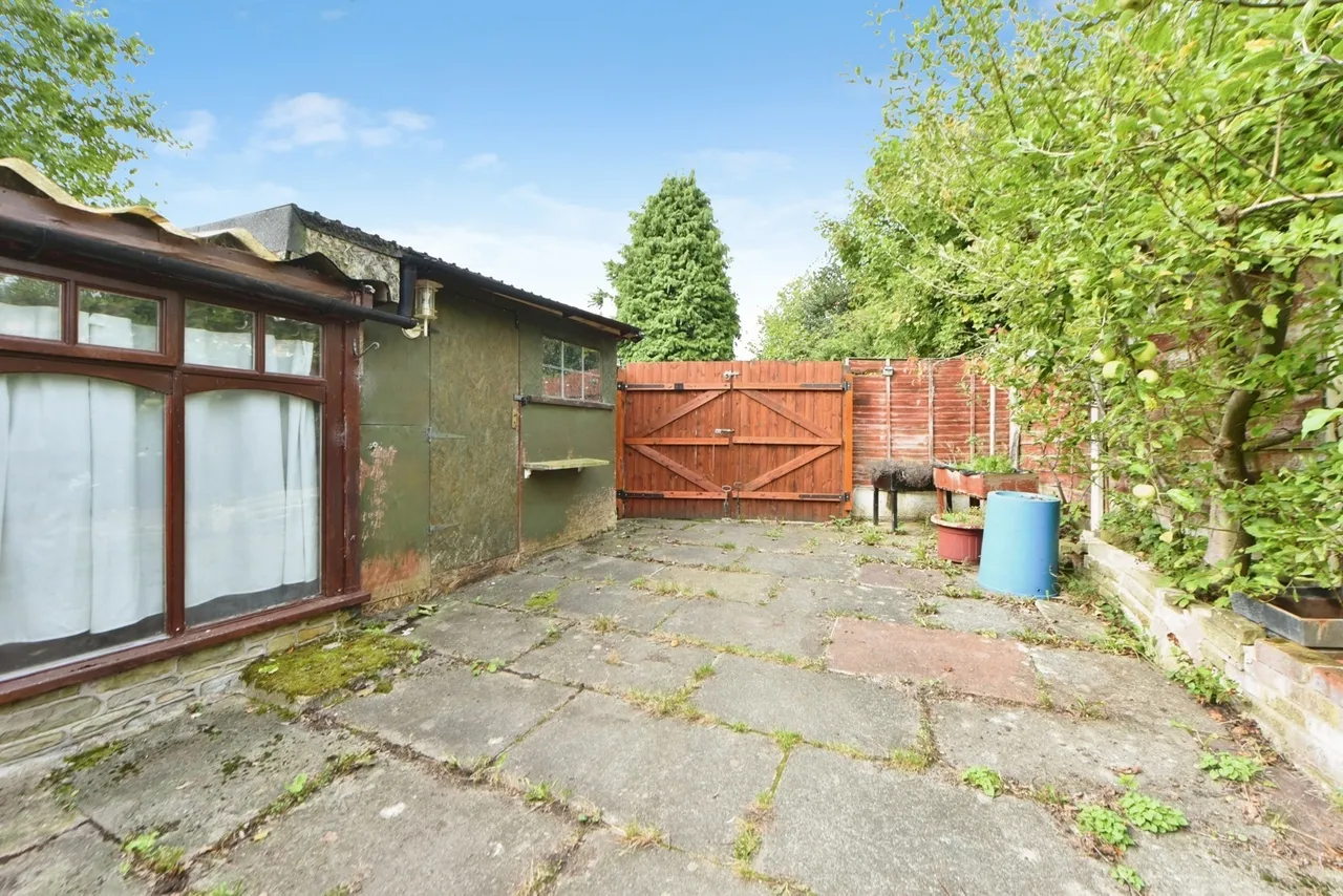 Wakefield Crescent, Romiley, SK6, photo 25