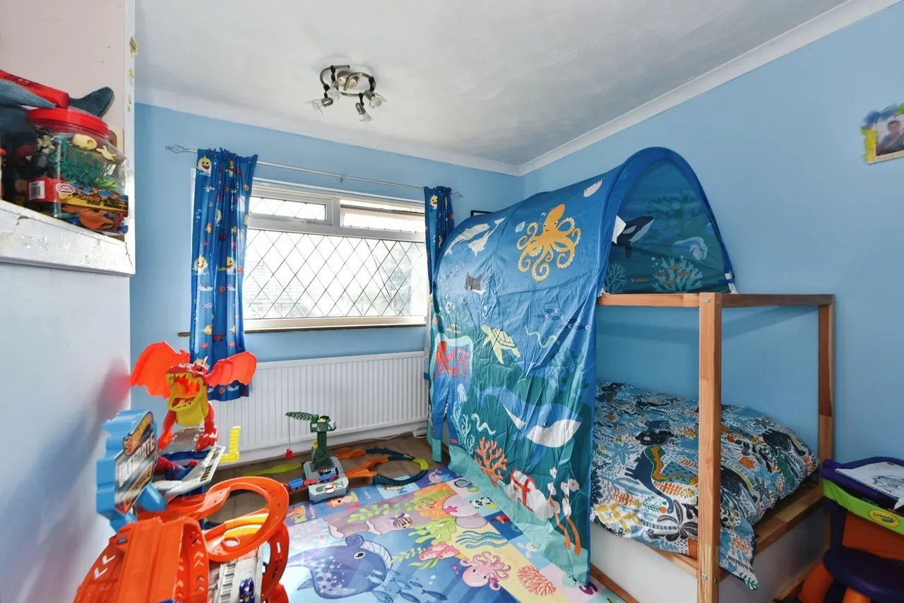 Wakefield Crescent, Romiley, SK6, photo 19