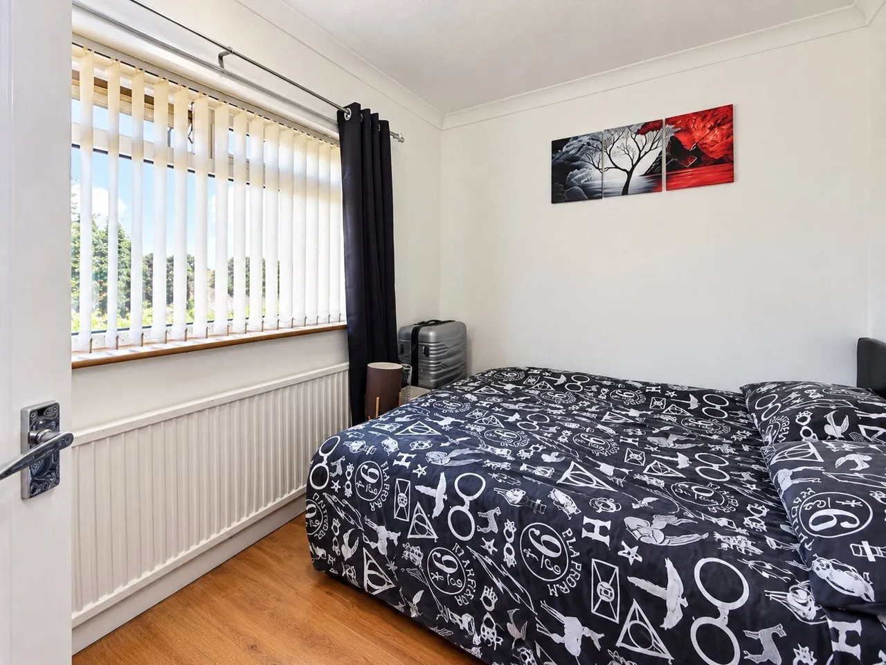 Wakefield Crescent, Romiley, SK6, photo 17