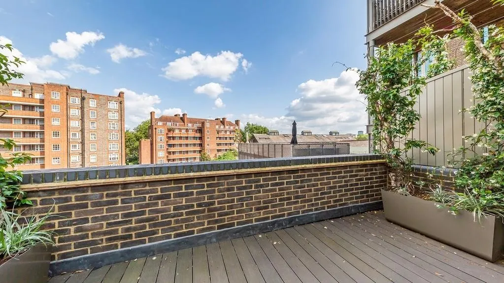Belmont Street, NW1 8HH, photo 3