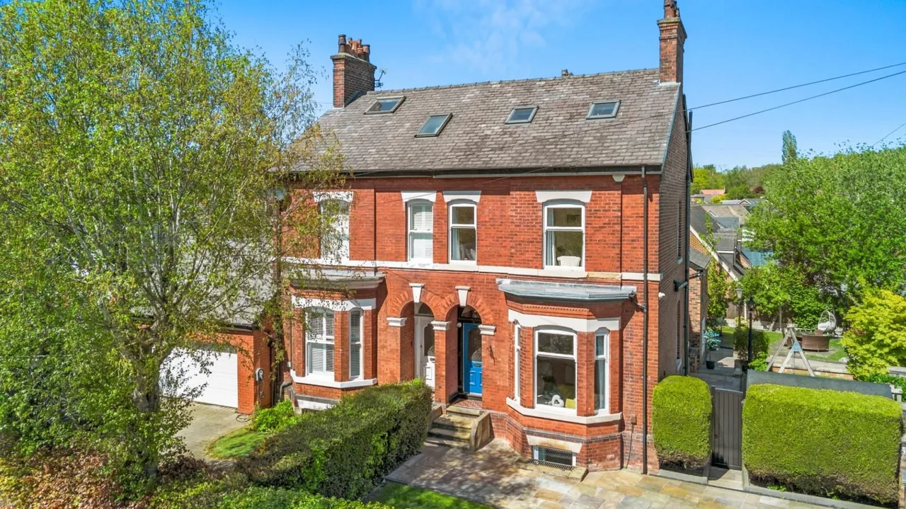 5 bed house for sale, Broad Oak Road, Worsley, M28