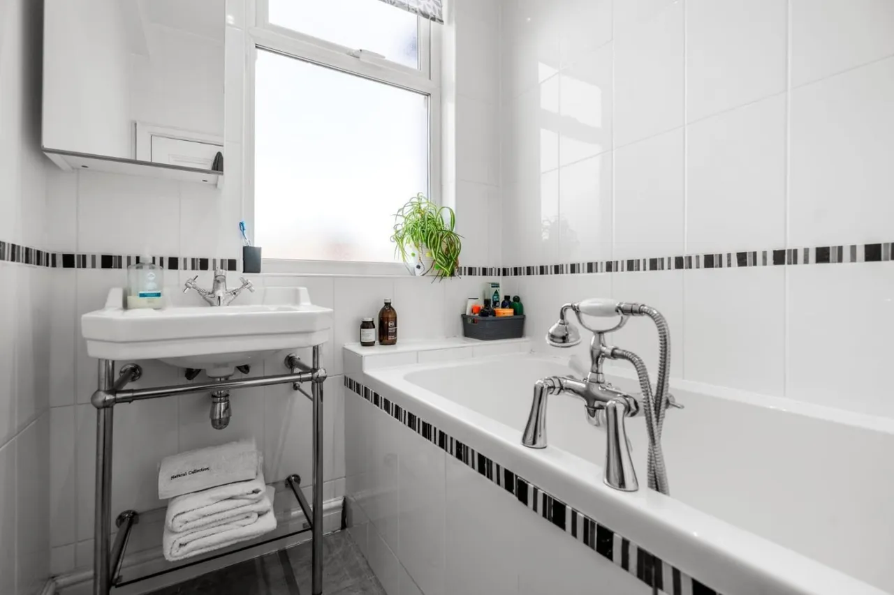 Broad Oak Road, Worsley, M28, photo 19