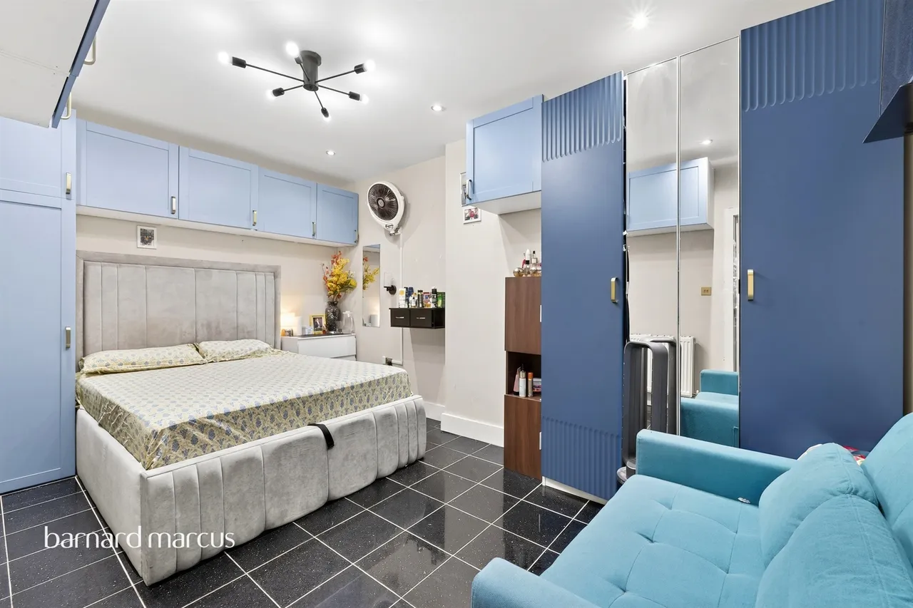 Kneller Road, New Malden, photo 9