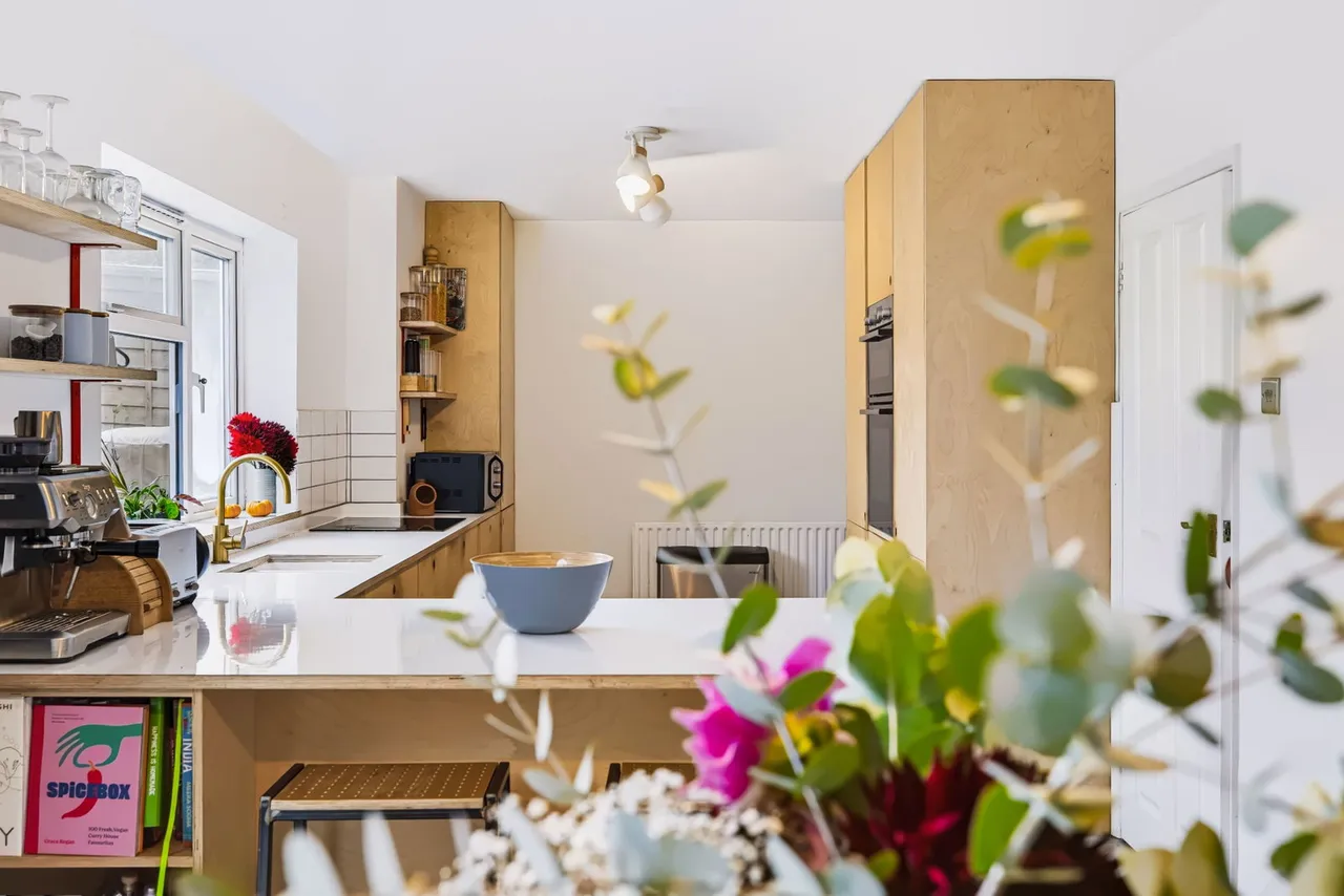 Finches Gardens, Lindfield, RH16, photo 11