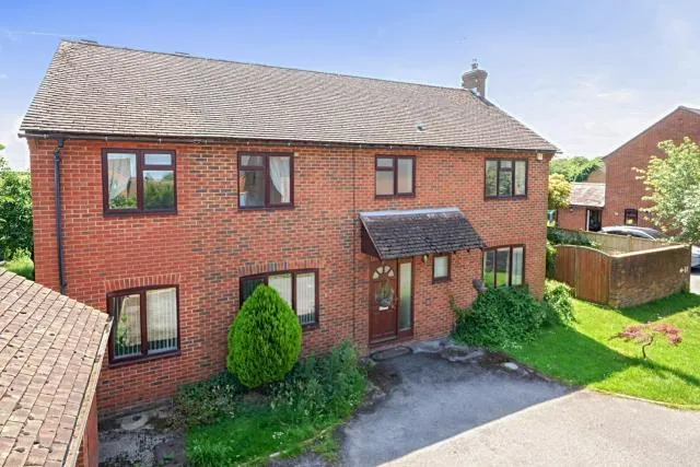 Meadow Park, Stoke Mandeville, HP22, photo 18