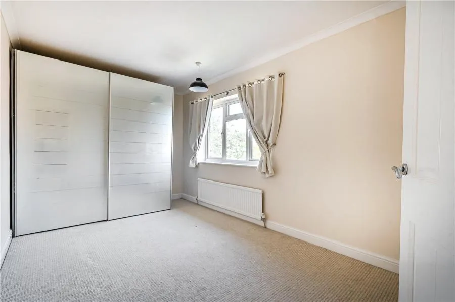 Meadow Park, Stoke Mandeville, HP22, photo 11