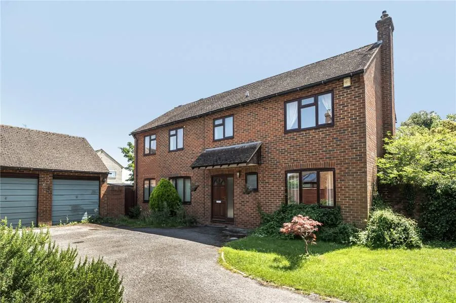 Meadow Park, Stoke Mandeville, HP22, photo 23