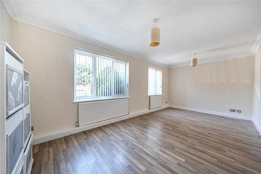 Meadow Park, Stoke Mandeville, HP22, photo 13