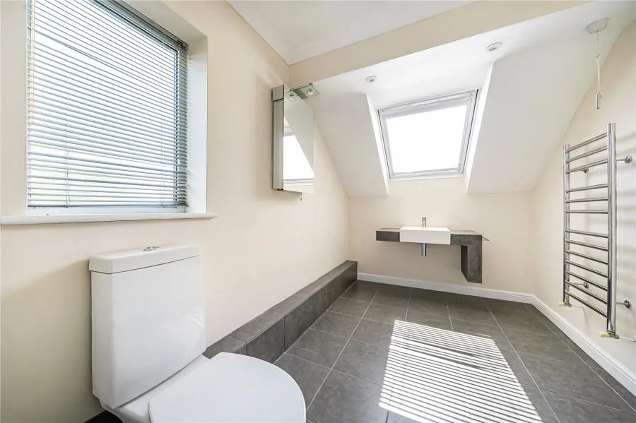 Meadow Park, Stoke Mandeville, HP22, photo 9