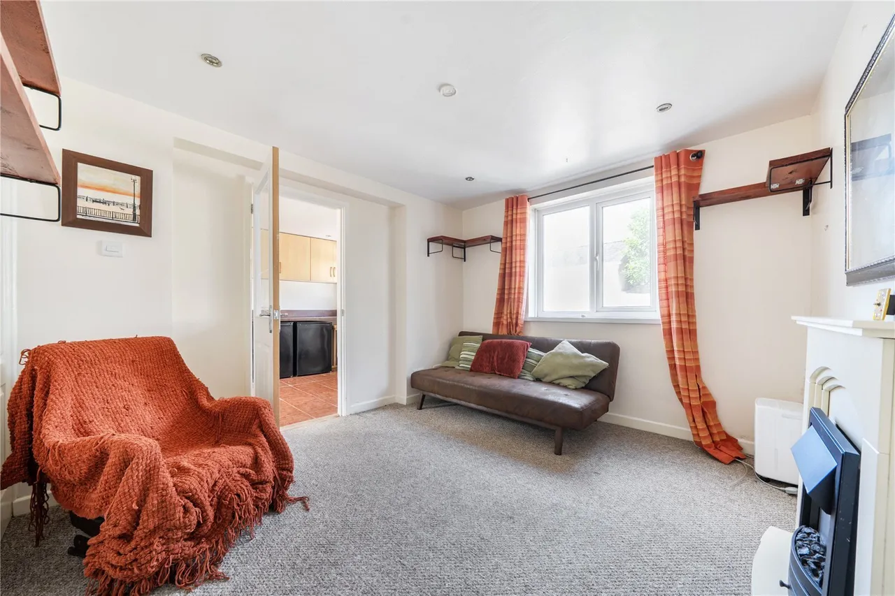 St Clements Terrace, Truro, TR1, photo 4