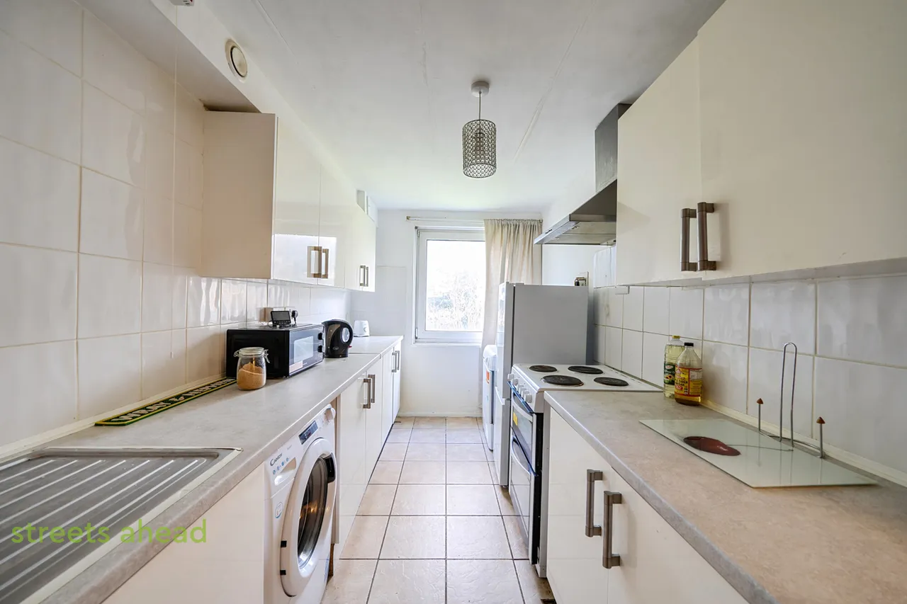 Menlo Gardens, London, SE19, photo 7
