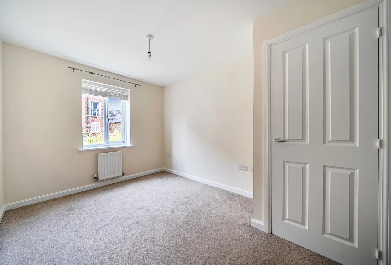 Lasborough Drive, Gloucestershire, Tuffley, GL4 0WF, photo 6