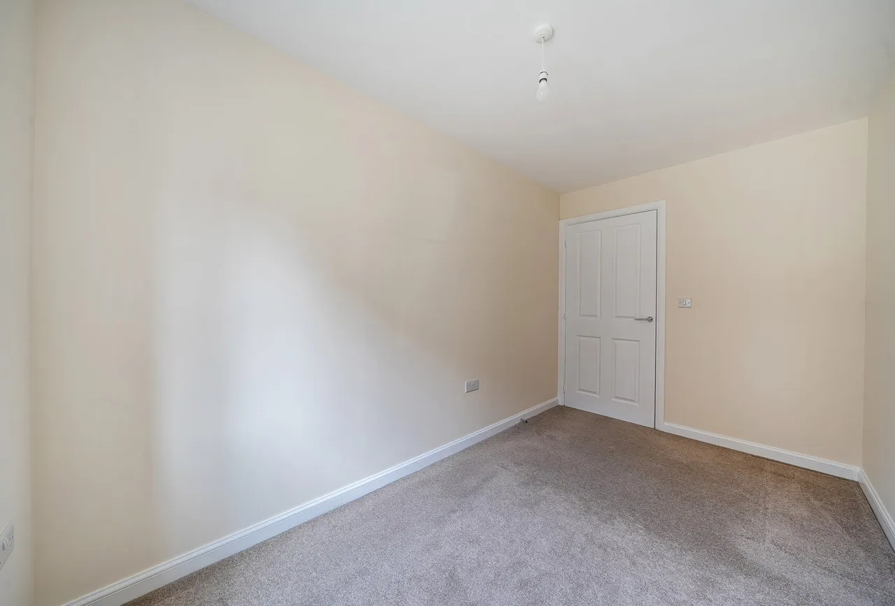 Lasborough Drive, Gloucestershire, Tuffley, GL4 0WF, photo 15