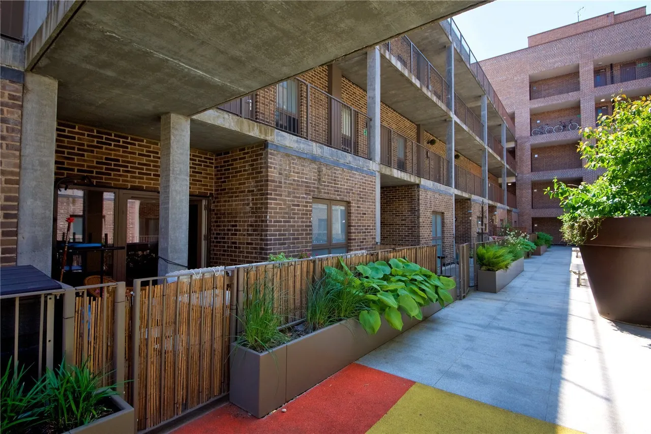 Monier Road, London, E3, photo 20