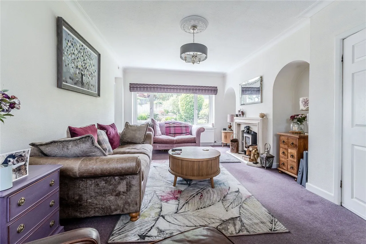 Southway, Guiseley, LS20, photo 25
