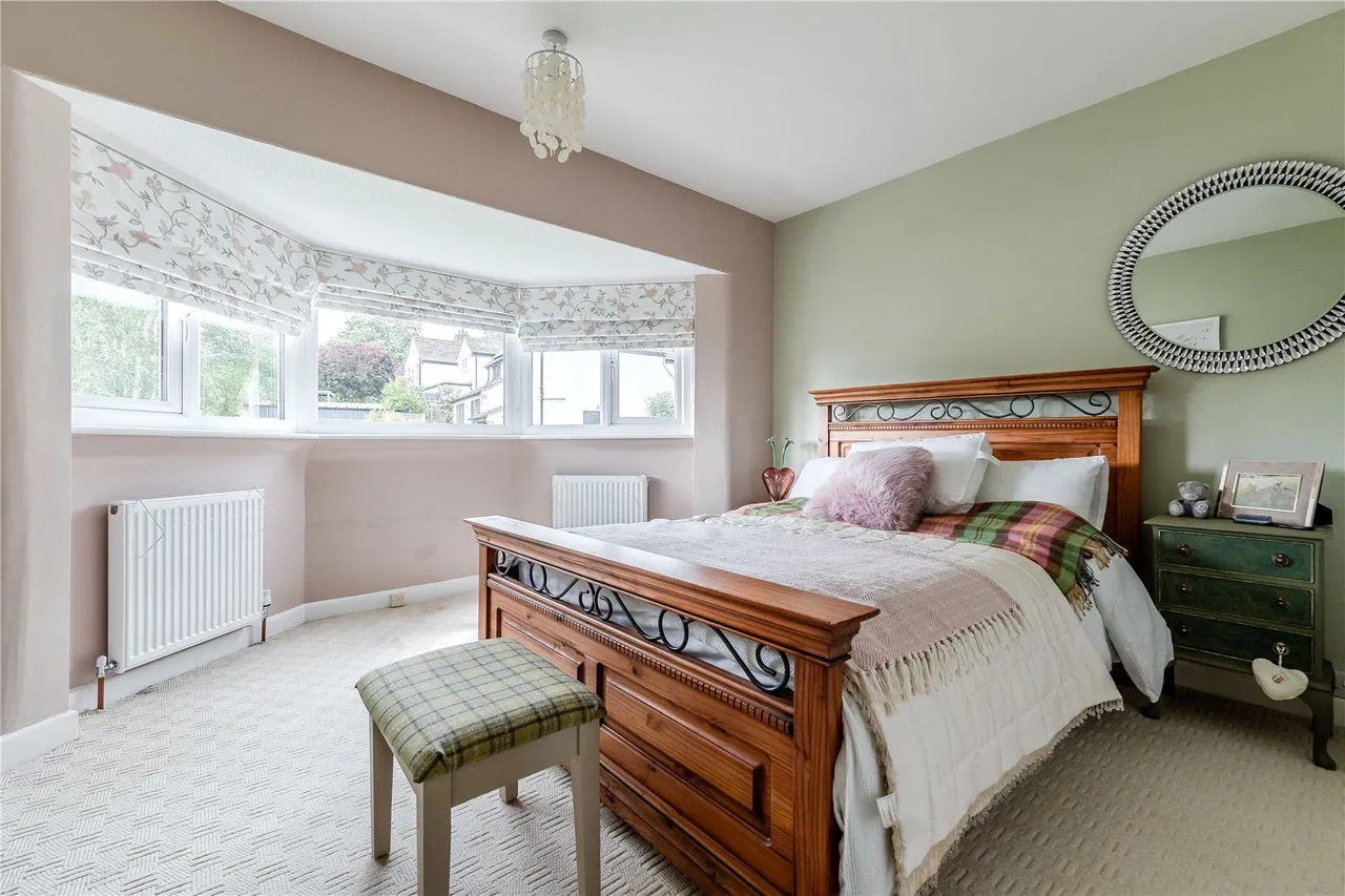 Southway, Guiseley, LS20, photo 9