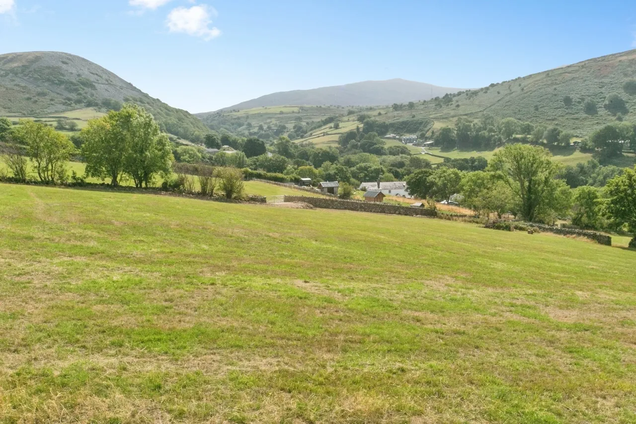 Mount Road, Llanfairfechan, LL33, photo 16