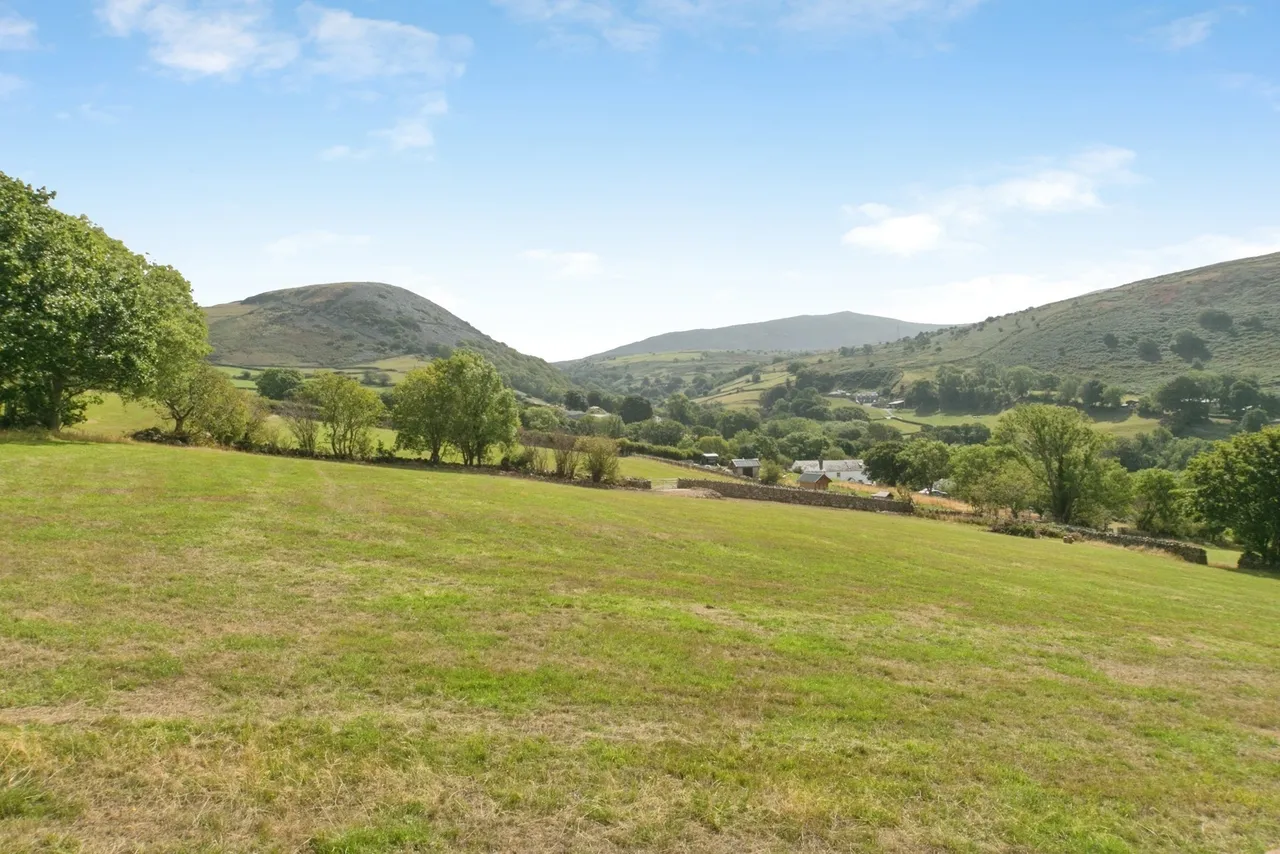 Mount Road, Llanfairfechan, LL33, photo 15