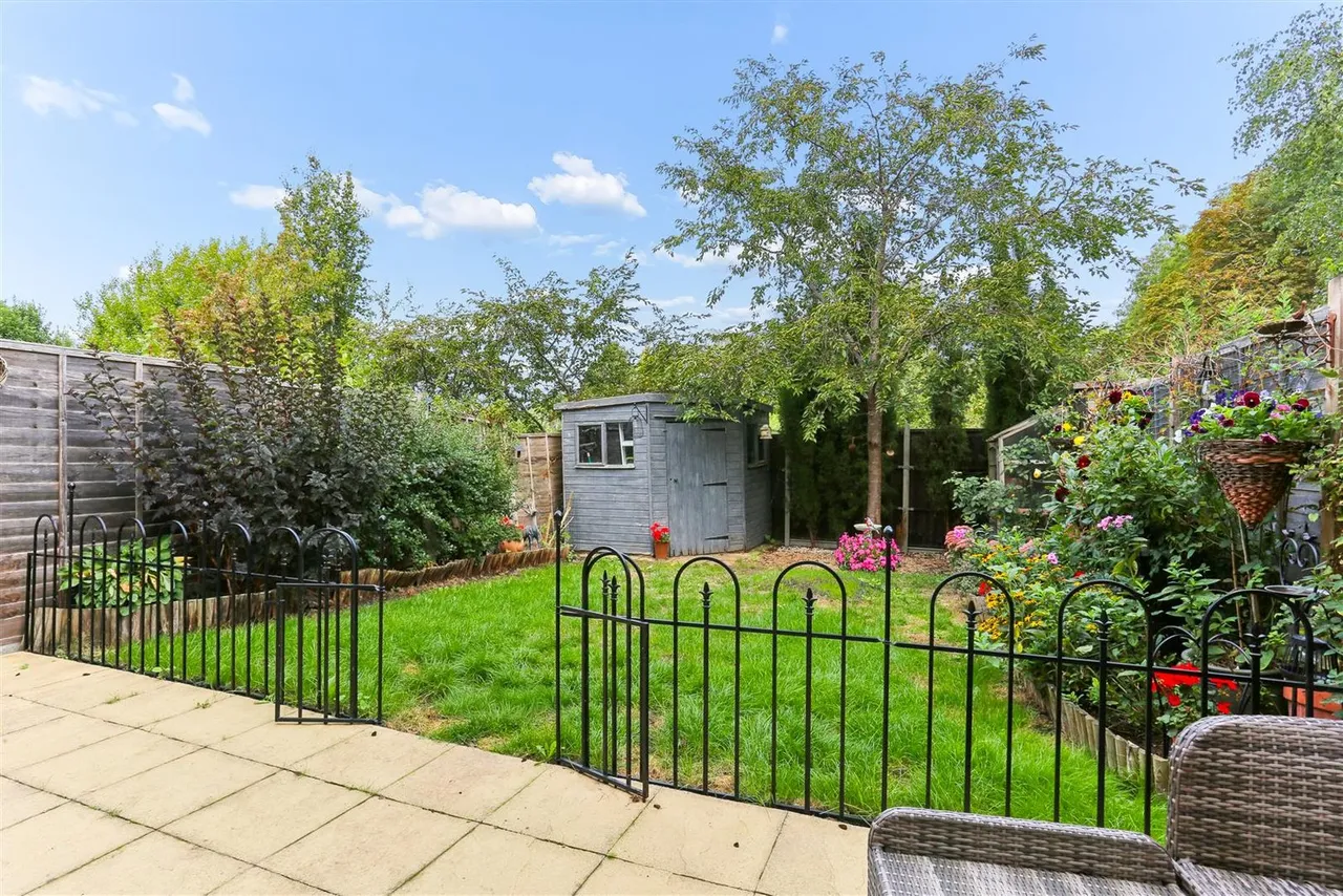 South Tadworth Farm Close, Tadworth, KT20, photo 14