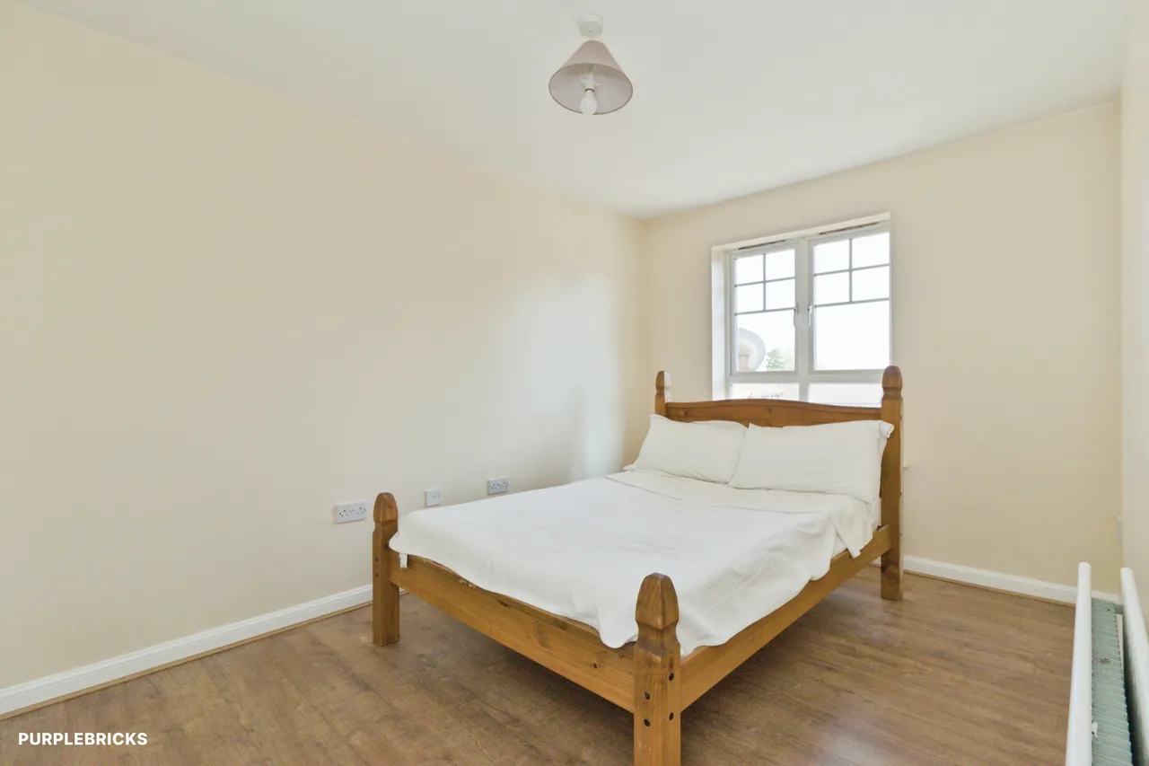 Greenhaven Drive, London, SE28, photo 9