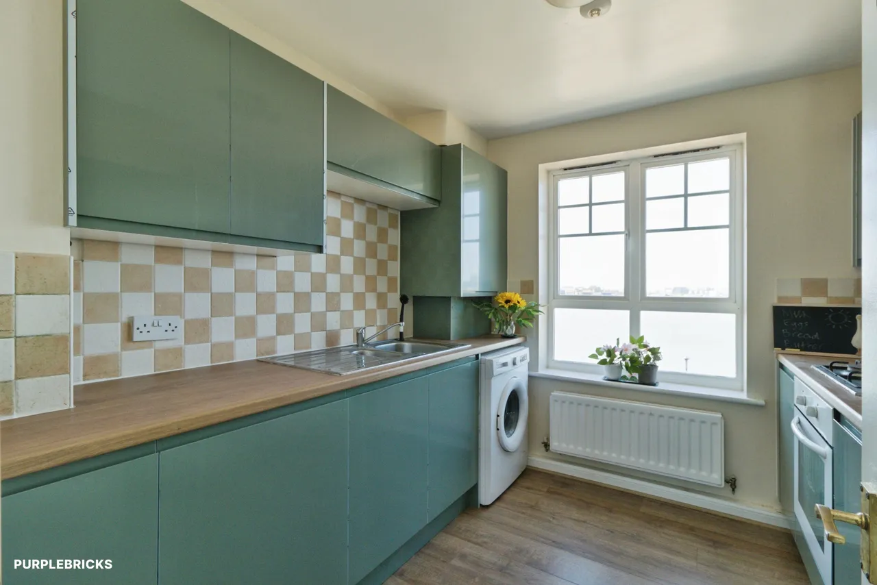 Greenhaven Drive, London, SE28, photo 6