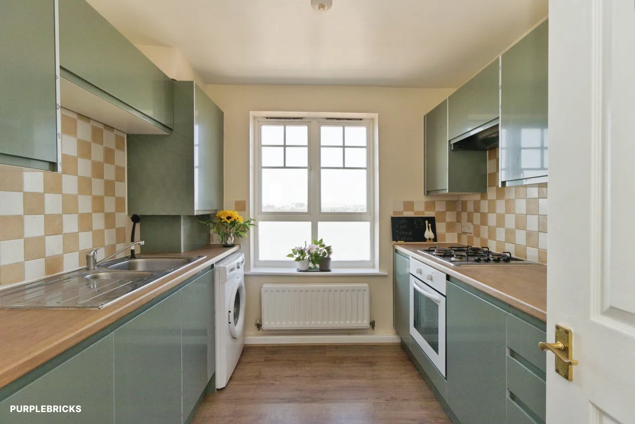 Greenhaven Drive, London, SE28, photo 5