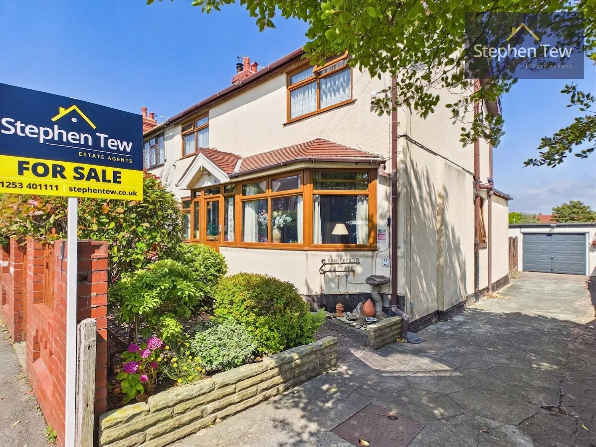 3 bed house for sale, Holcombe Road, Blackpool, FY2