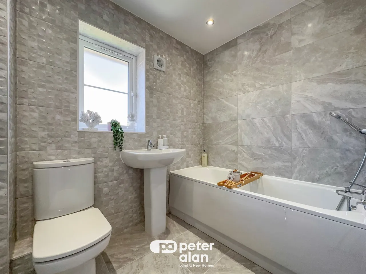 Glan Llyn Tredegar, NP22, photo 6