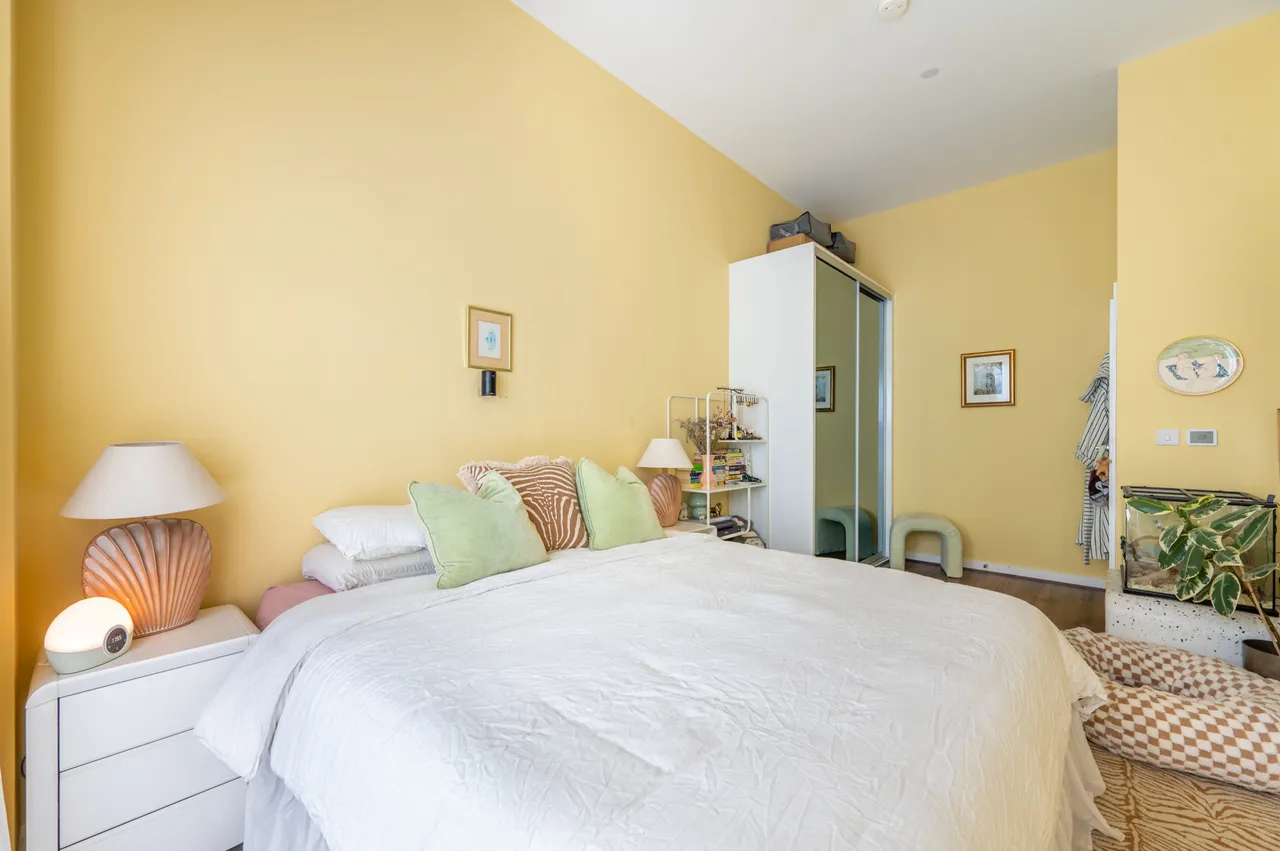 Greenford, UB6, photo 8