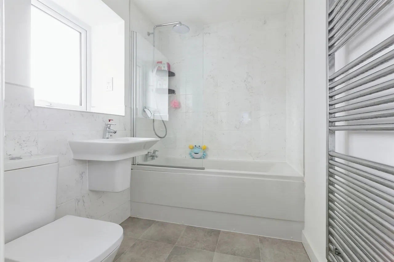 Round Meadow Road, Leicester, LE4, photo 14