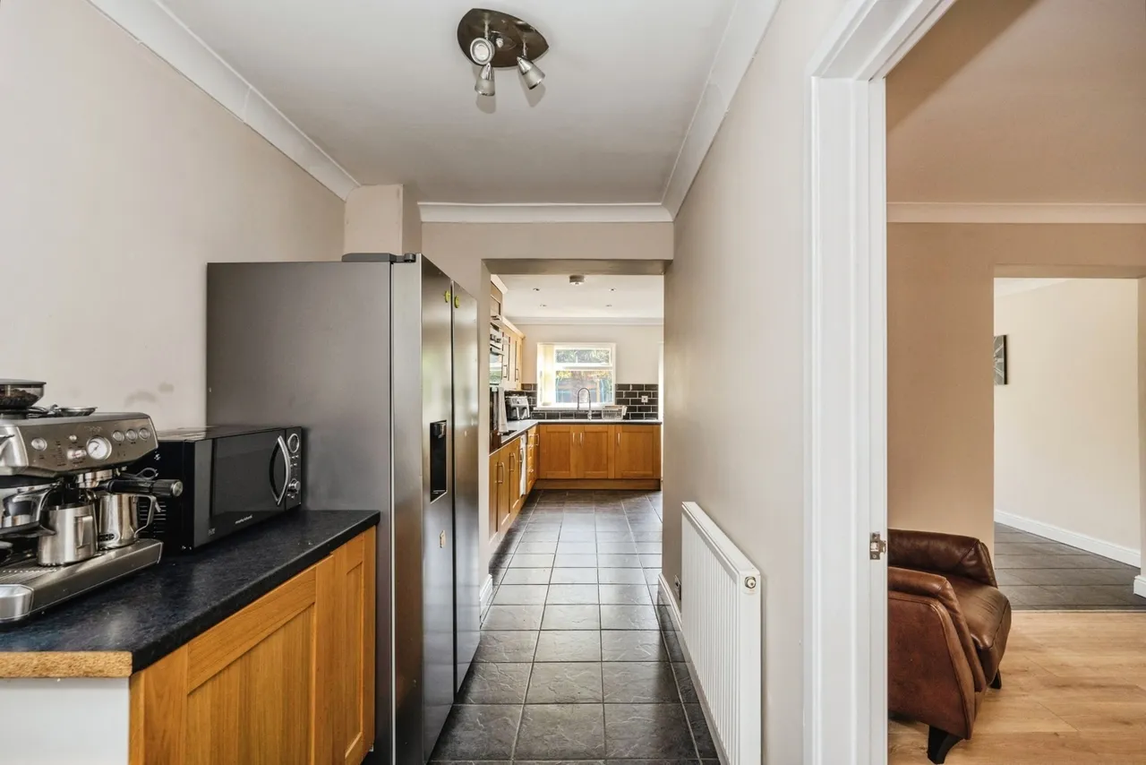 Capel Terrace, Llanelli, SA15, photo 11