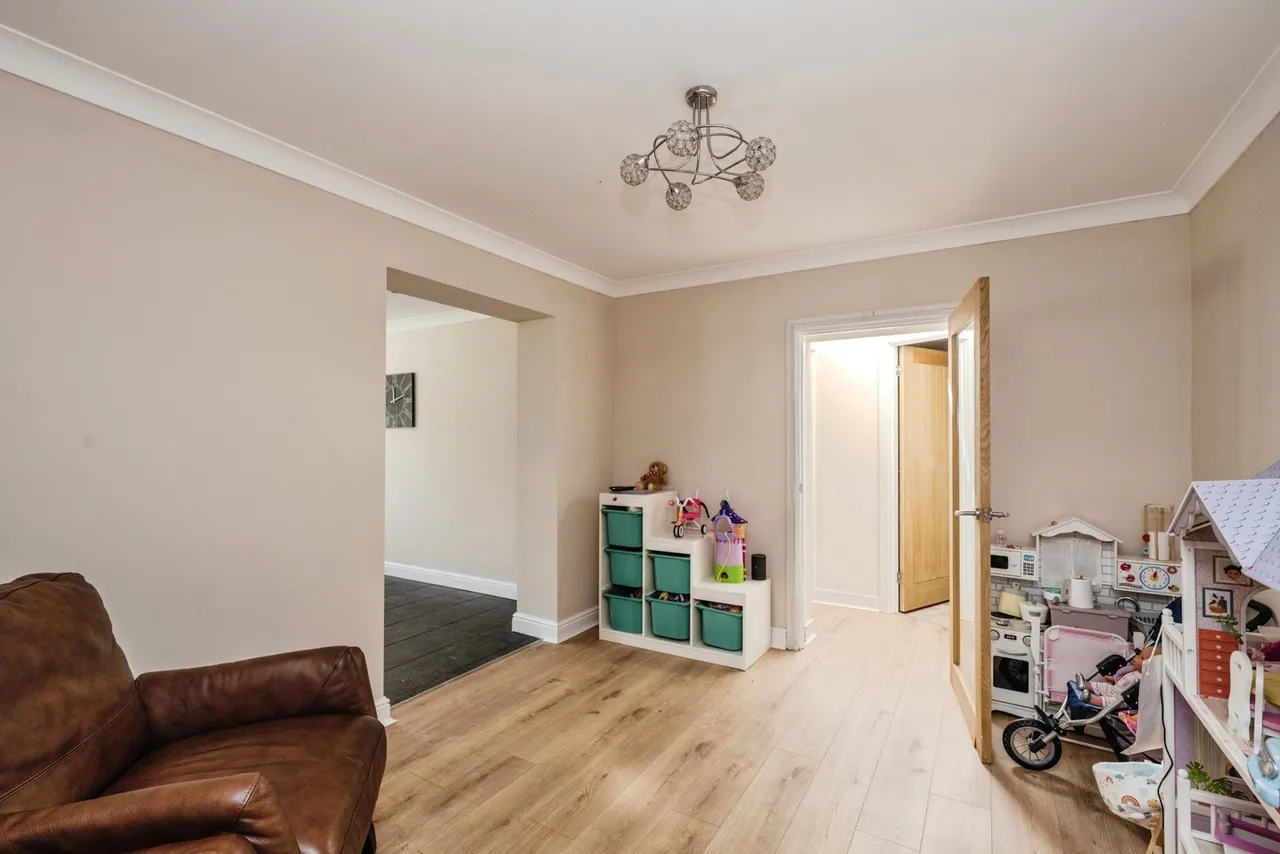 Capel Terrace, Llanelli, SA15, photo 5