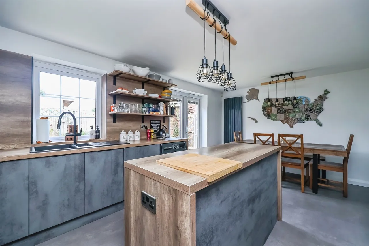 Senator Close, Hucknall, NG15, photo 7